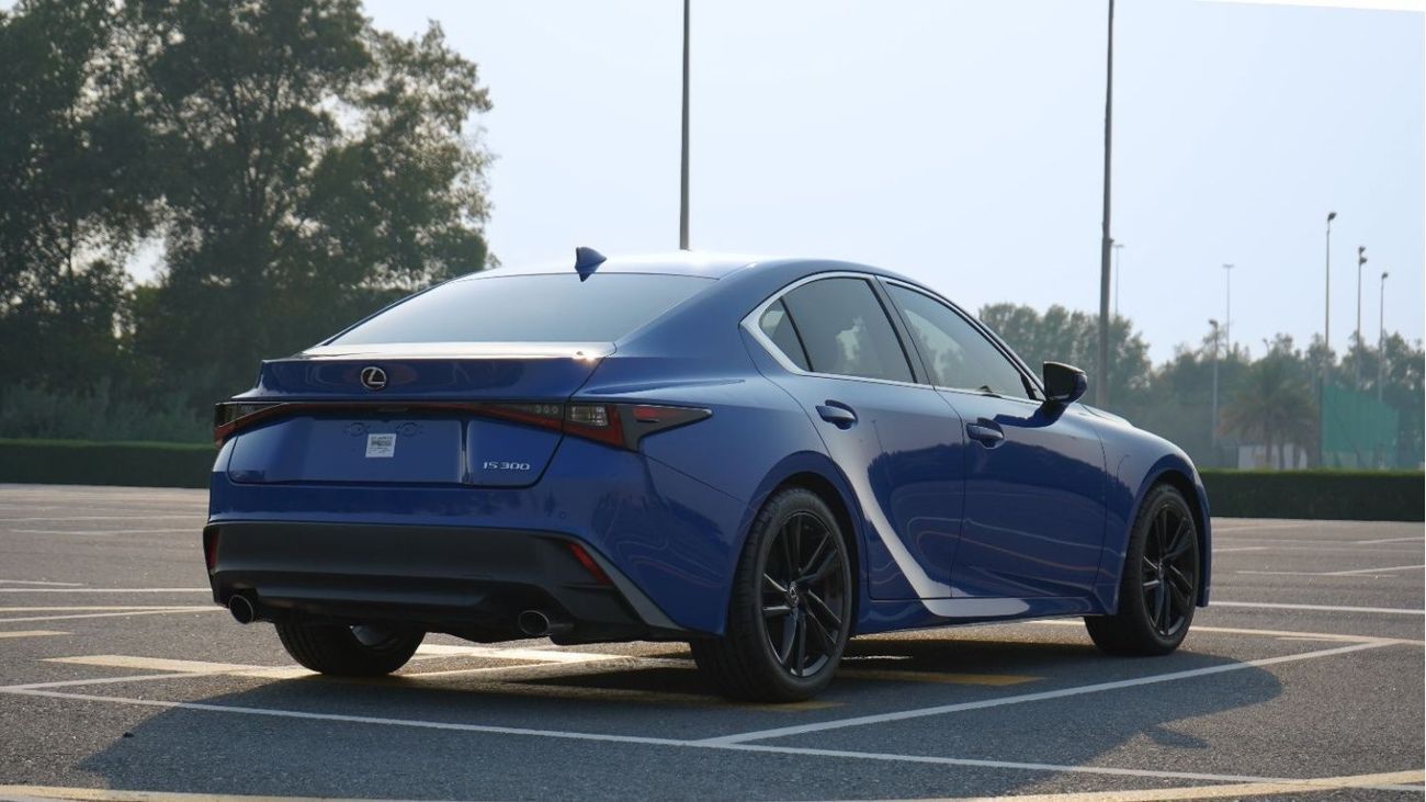 Lexus IS300 Excellence 2022  Lexus IS 350   5dr SEDAN ,  2.0L  4cyl  ,