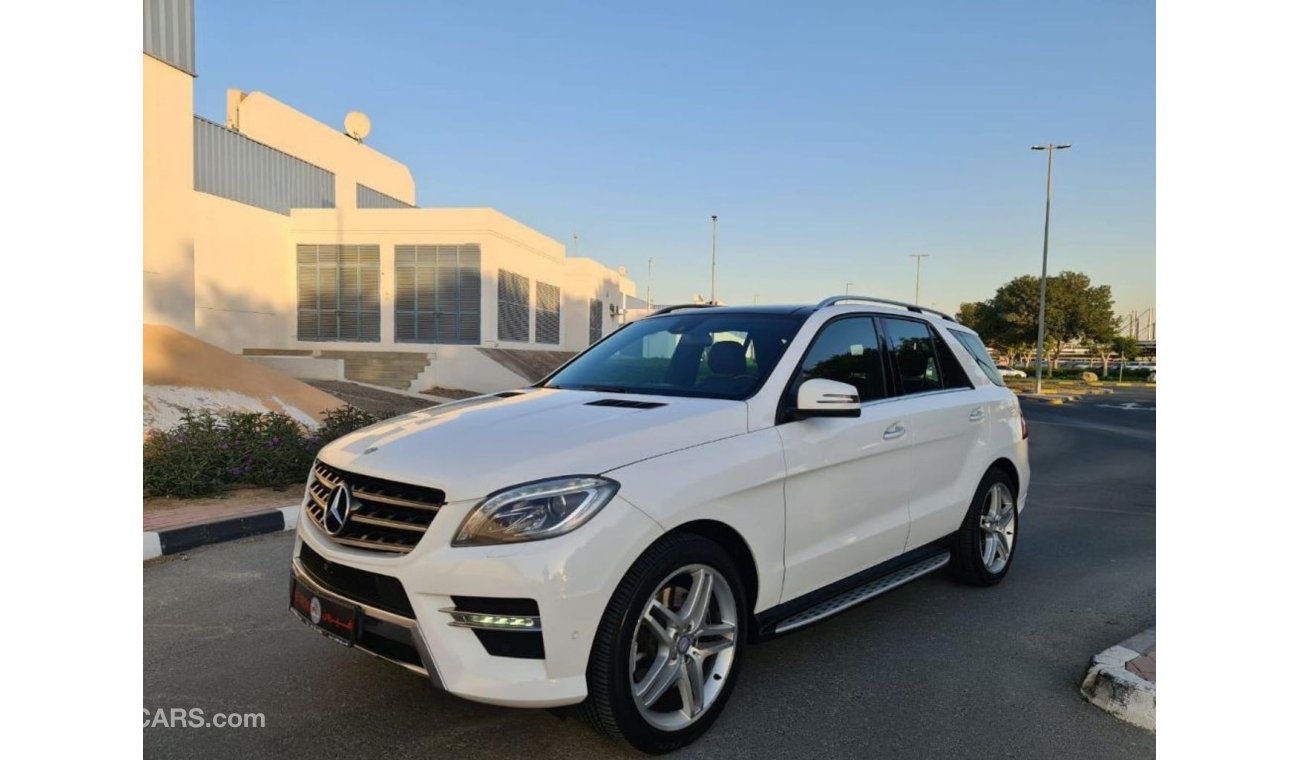 مرسيدس بنز ML 350 = YEAR END SPECIAL = WARRANTY = FREE REGISTRATION = AMG  = GCC SPECS