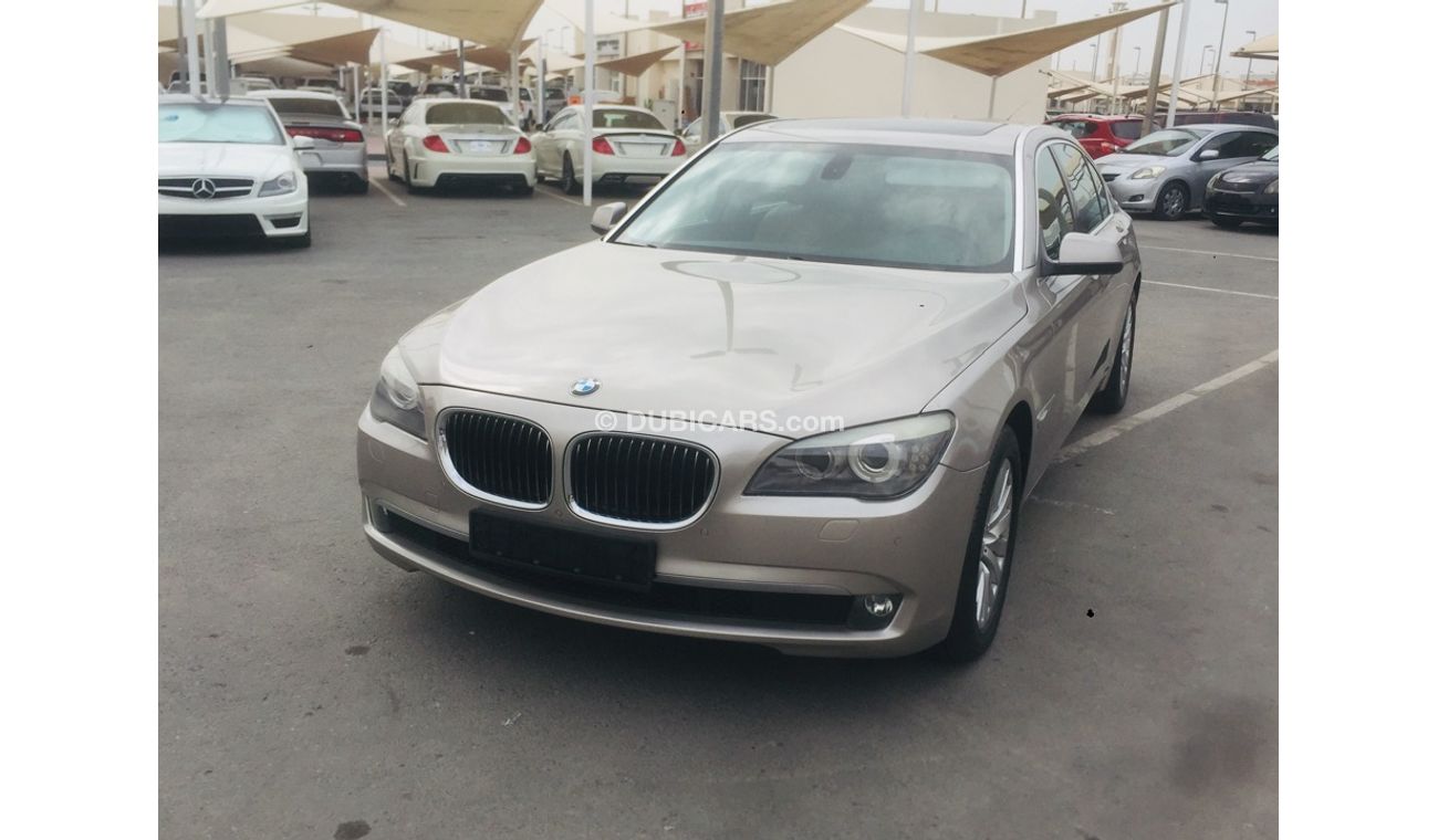 BMW 730Li i model 2012 GCC car prefect condition full service full option low mileage