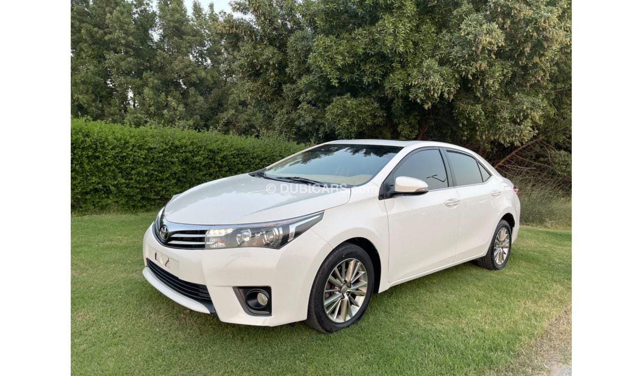 تويوتا كورولا SE