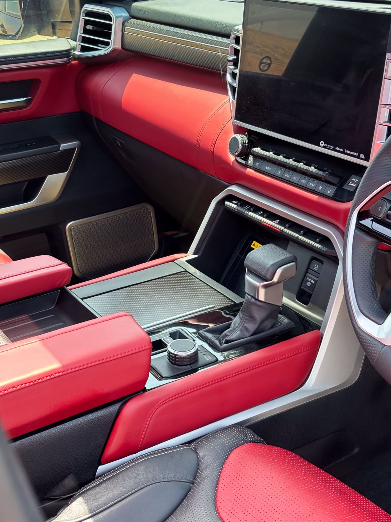 تويوتا تاندرا Toyota Tundra Capstone