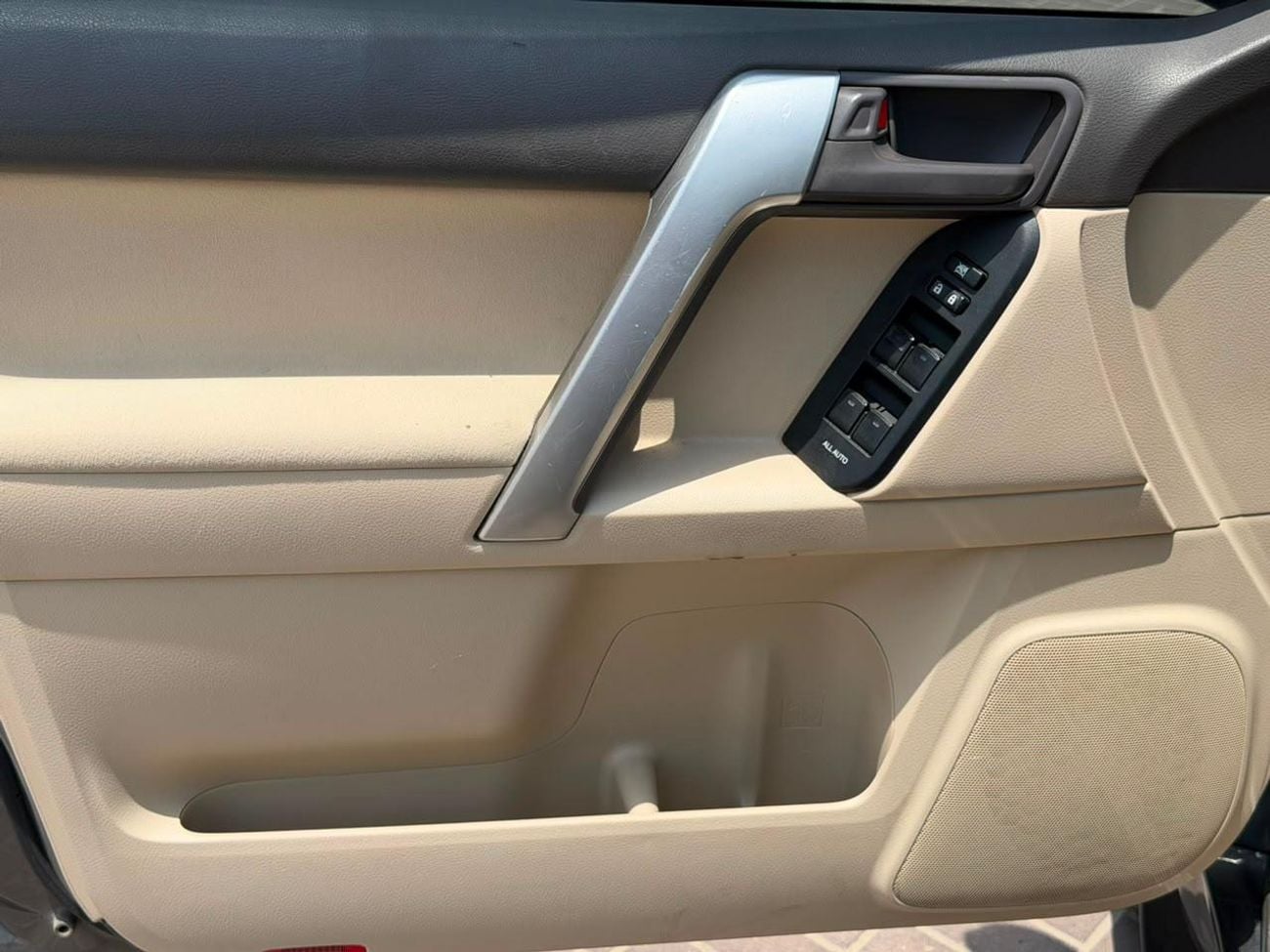 تويوتا برادو TX-L 4.0L Petrol V6 Export Price @ 146,000 AED