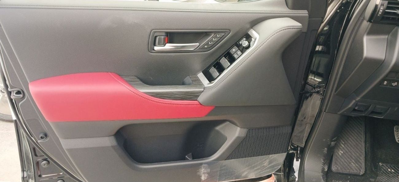 تويوتا لاند كروزر Toyota Land Cruiser 300 VXR 3.5L Petrol TT 2024YM