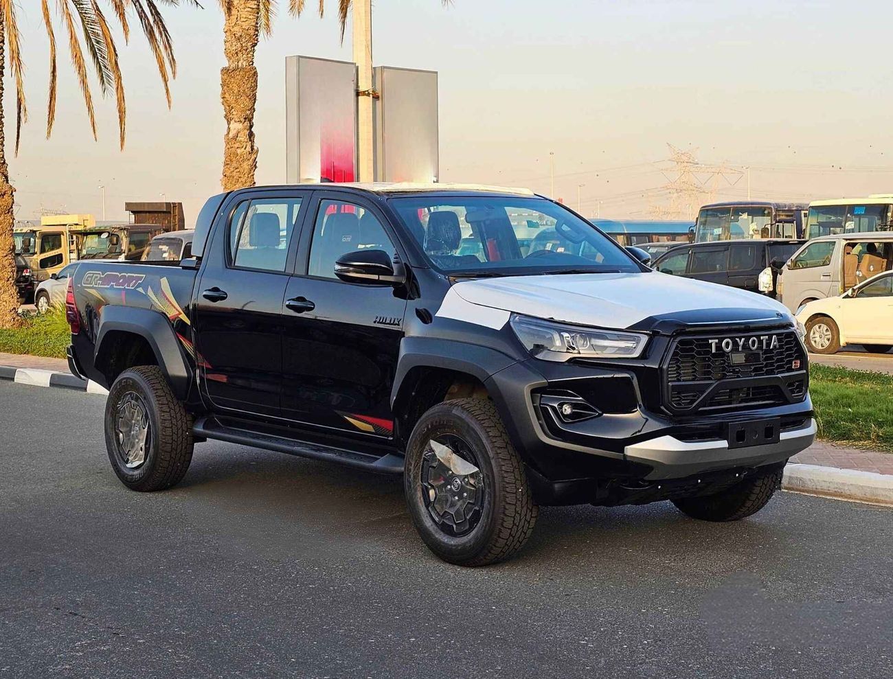 Toyota Hilux GR-S / V4 / 2.8L DIESEL / A/T / DVD / 360” Camera/ Roll Bar ( CODE # HDGR28AF)