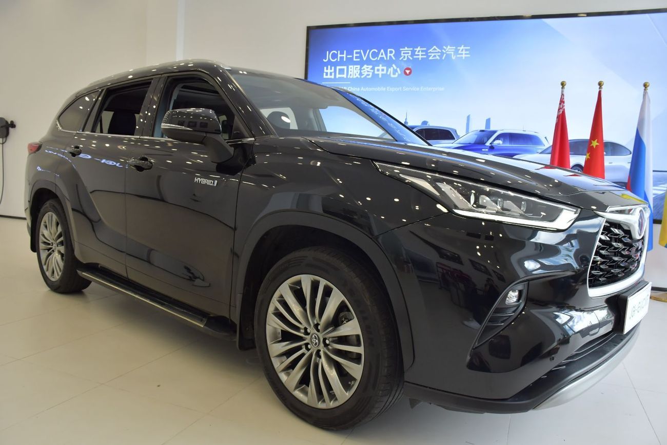 Toyota Highlander 2.5L Hybrid VXR (AWD)