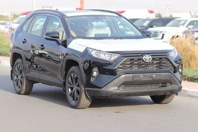 تويوتا راف ٤ 2.0 XLE - 4WD - PUSH START - SUNROOF - ALLOY WHEELS - ELECTRIC TAIL GATE - MODEL 2025