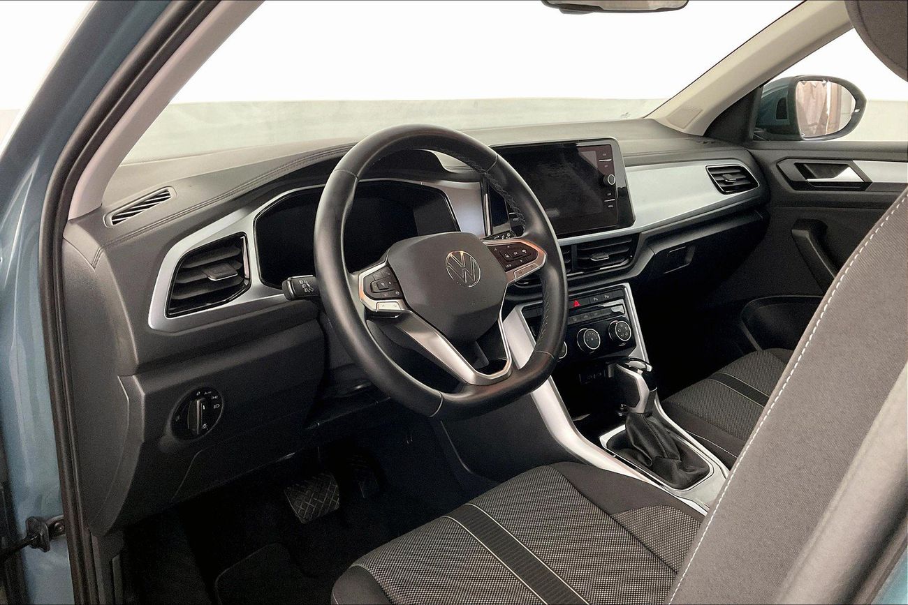 فولكس واجن T ROC Life | شامل الضمان | 0 ﺪﻔﻋﺓ ﺃﻮﻟﻯ