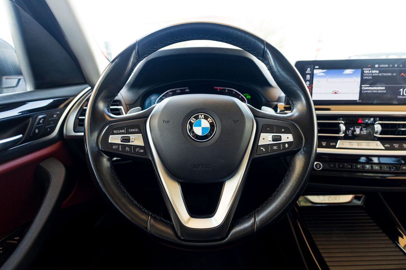 BMW X3 xDrive 30i 2.0L