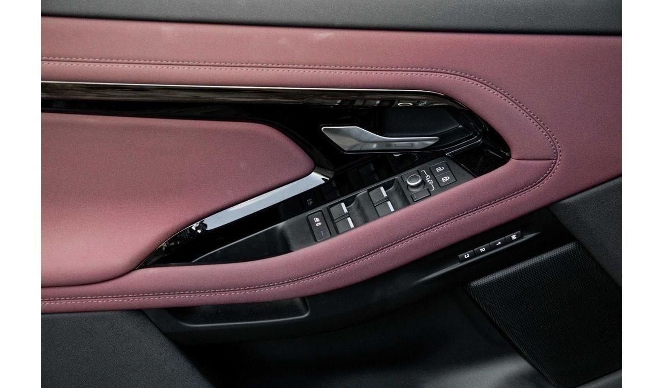 Land Rover Range Rover Evoque P 250 Dynamic SE | 3,877 P.M  | 0% Downpayment | BRAND NEW!