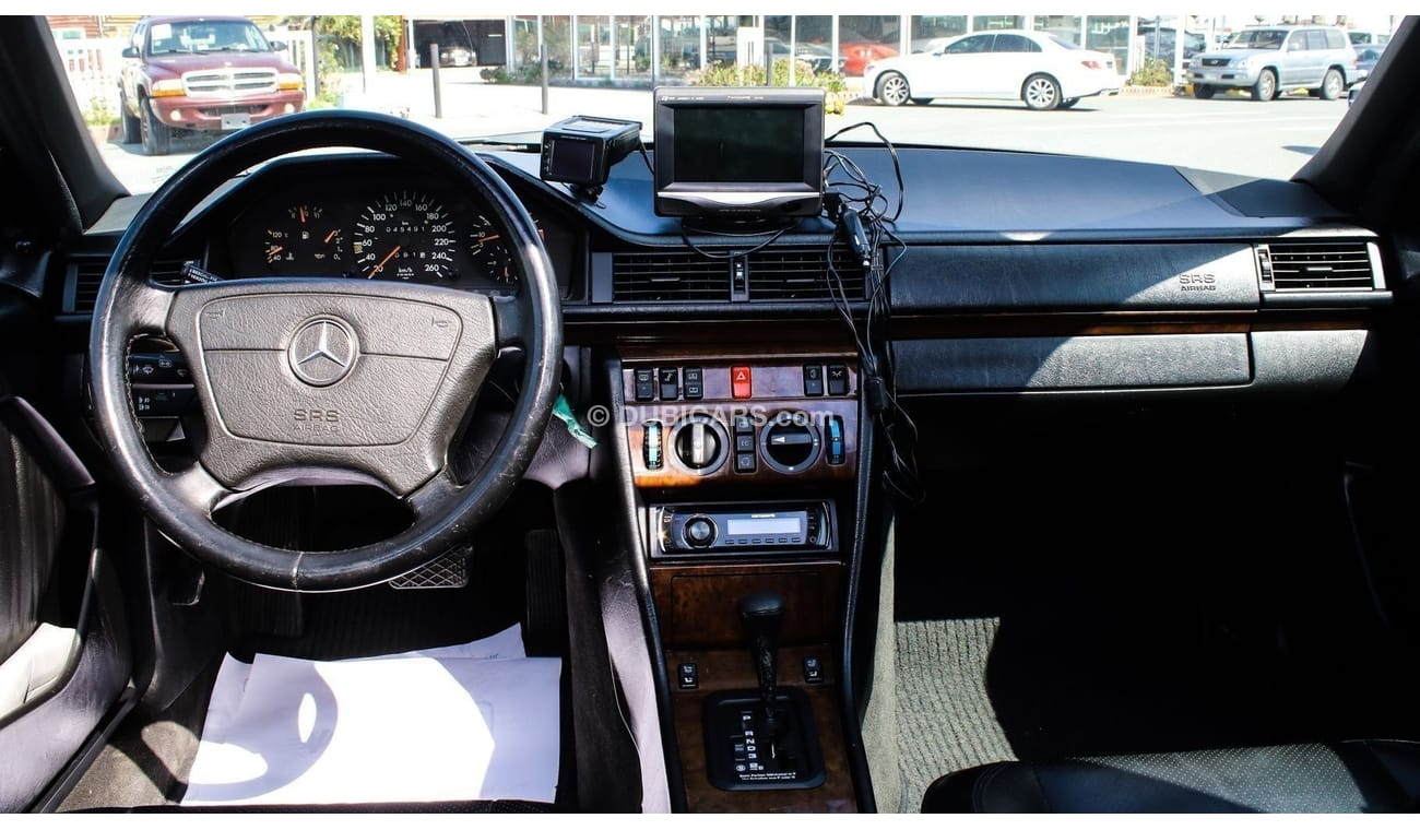 Mercedes-Benz E 500