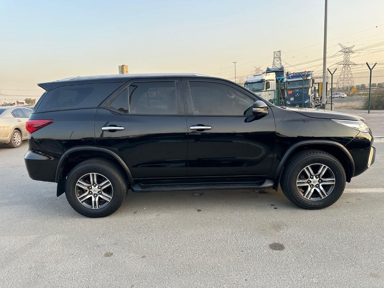 Toyota Fortuner EXR 2.7L (164 HP)