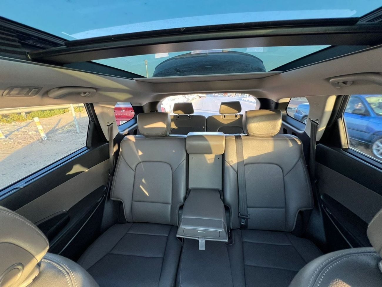 Hyundai Santa Fe 2015 HYUNDAI SANTA FE LIMITED PANORAMIC -  FULL OPTION  - 7 SEATER - 4X4 FULL OPTION