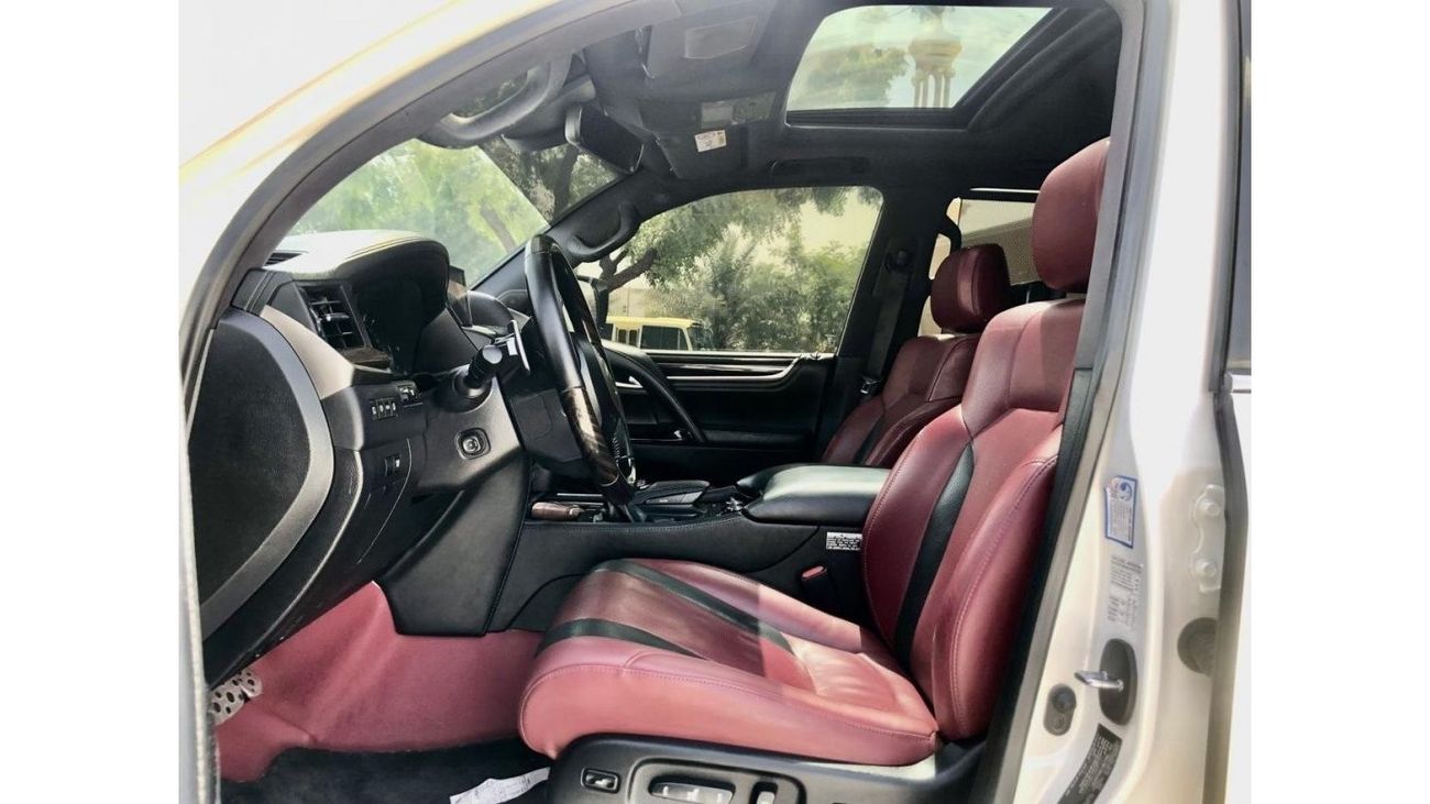 Lexus LX 570 Signature Black Edition LX570 SIGNAITUR 2018 (صبغ وكاله بدون حوادث) ,Free accident ،٪؜ Original pain