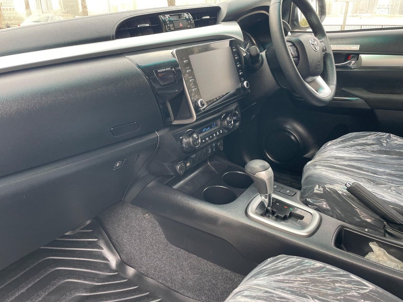 Toyota Hilux SR5 FULL OPTION 4x4 Auto Extra Cab export from Australia