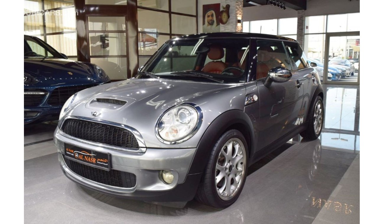 ميني كوبر إس Exterior: Blue Interior: Black Kilometer: 55000 Model Year: 2010  Specification: