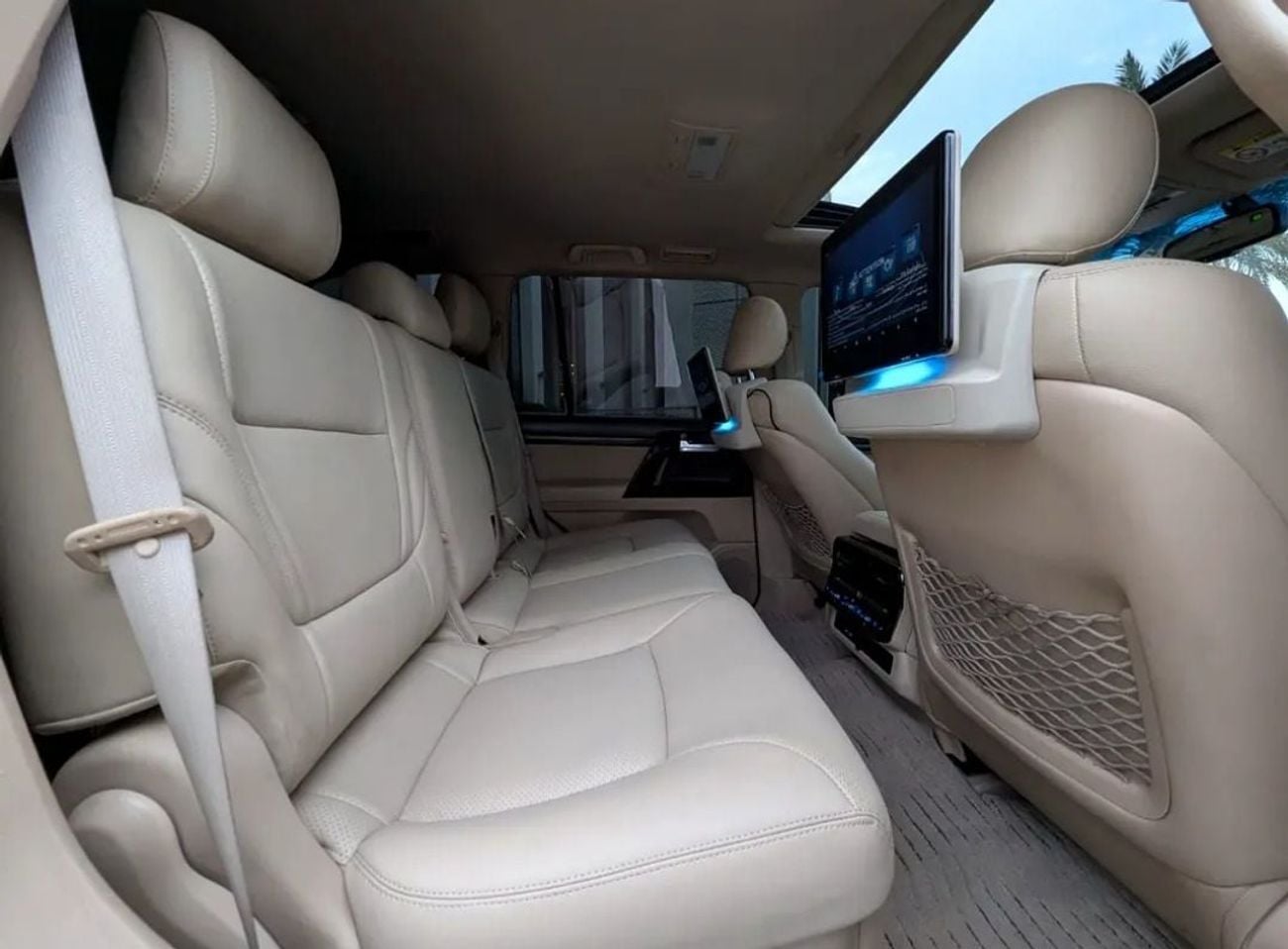 تويوتا لاند كروزر Toyota landcruise 2015Model Modified 2024Model GXR 4.0L Engine Colour Black Transmission Automatic I