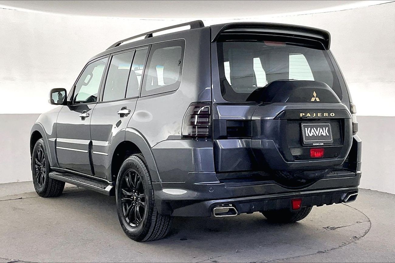 Mitsubishi Pajero Signature Edition | National Day Celebration | Guaranteed Warranty | 0 Down Payment