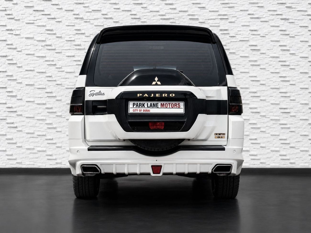 Mitsubishi Pajero GLS H/L SIGNATURE EDI