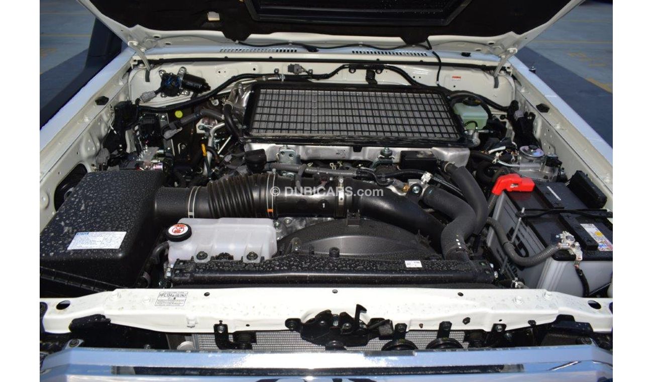Toyota Land Cruiser 70 76  LX V8 4.5L Turbo Diesel 4WD 6 Seat Manual Transmission