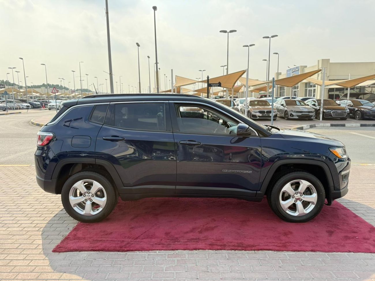 Jeep Compass Limited 2.4L (172 HP) full option / good condition / low mileage