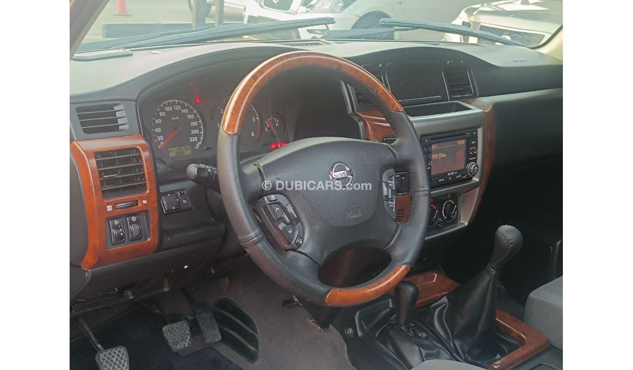 نيسان باترول سفاري