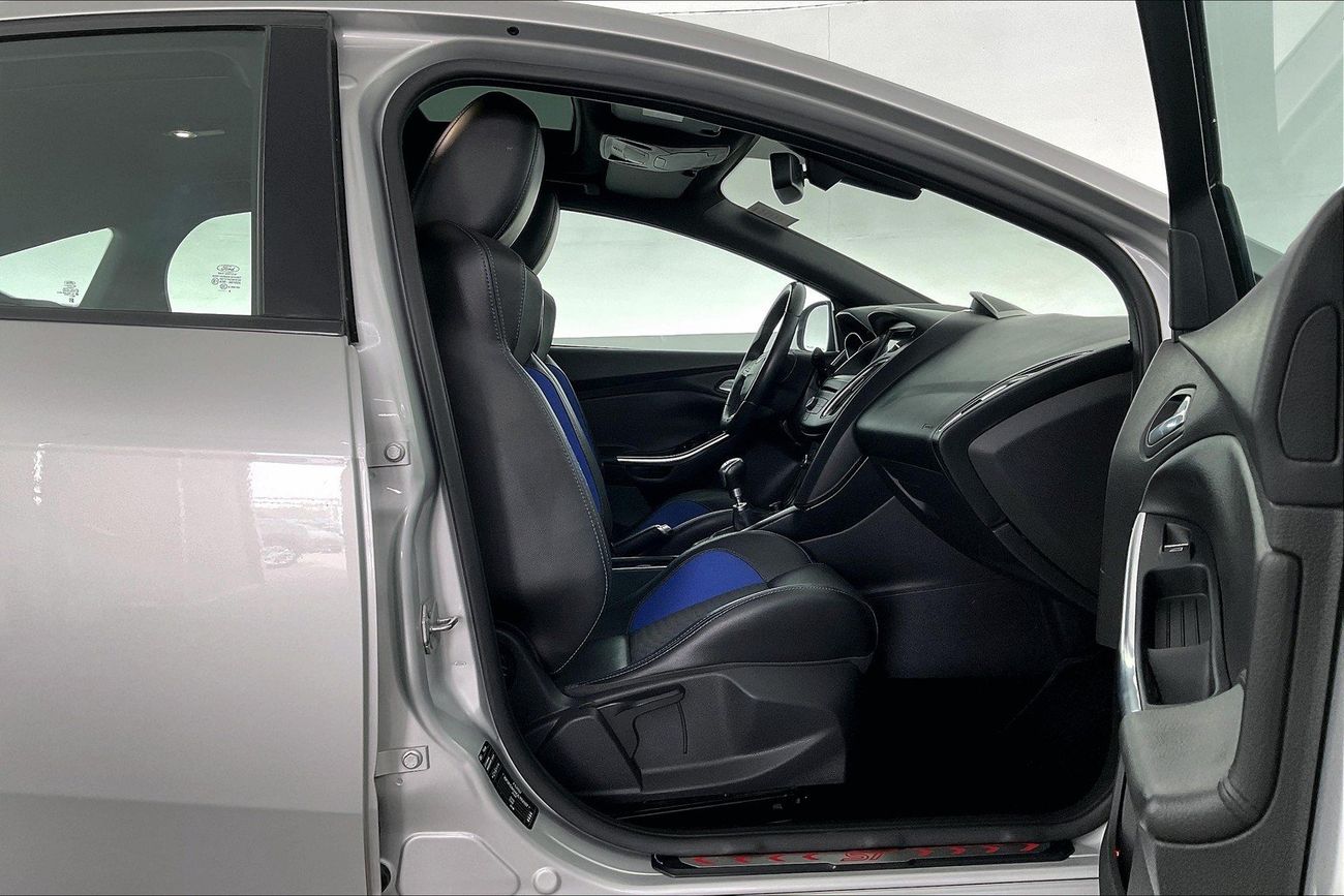 فورد فوكاس ST | شامل الضمان | 0 ﺪﻔﻋﺓ ﺃﻮﻟﻯ