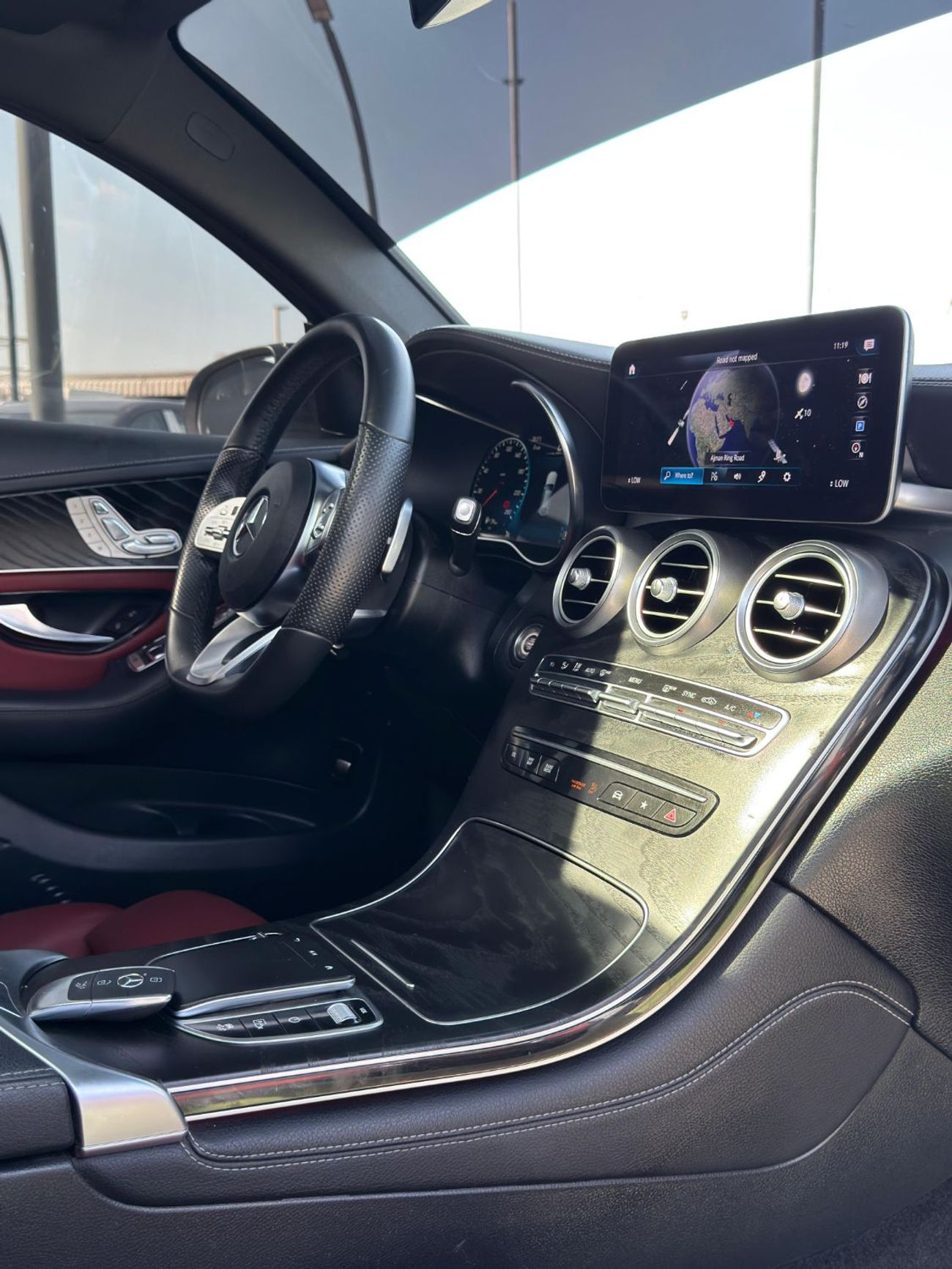 Mercedes-Benz GLC 200 Premium 2.0L AWD