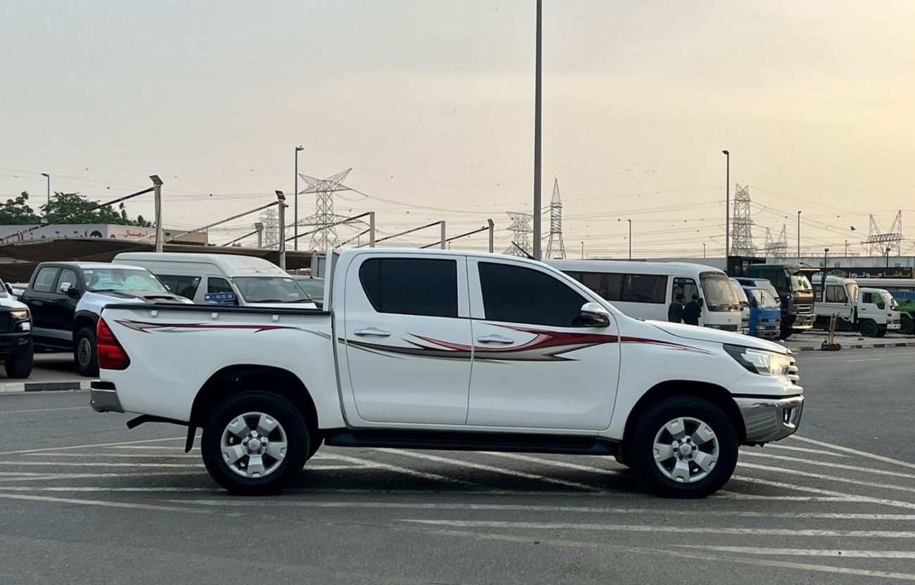 تويوتا هيلوكس 2019 Toyota Hilux 2.4L V4 Deisel - Full Automatic 4x4 AWD - Rear CAM - Bumper Crom Big Body