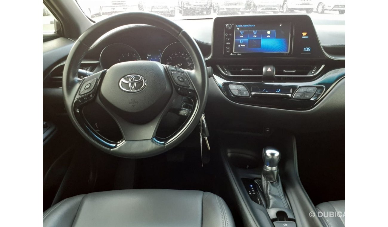 Toyota C-HR 2018 TOYOTA C-HR