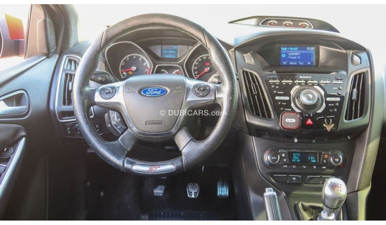 فورد فوكاس ST