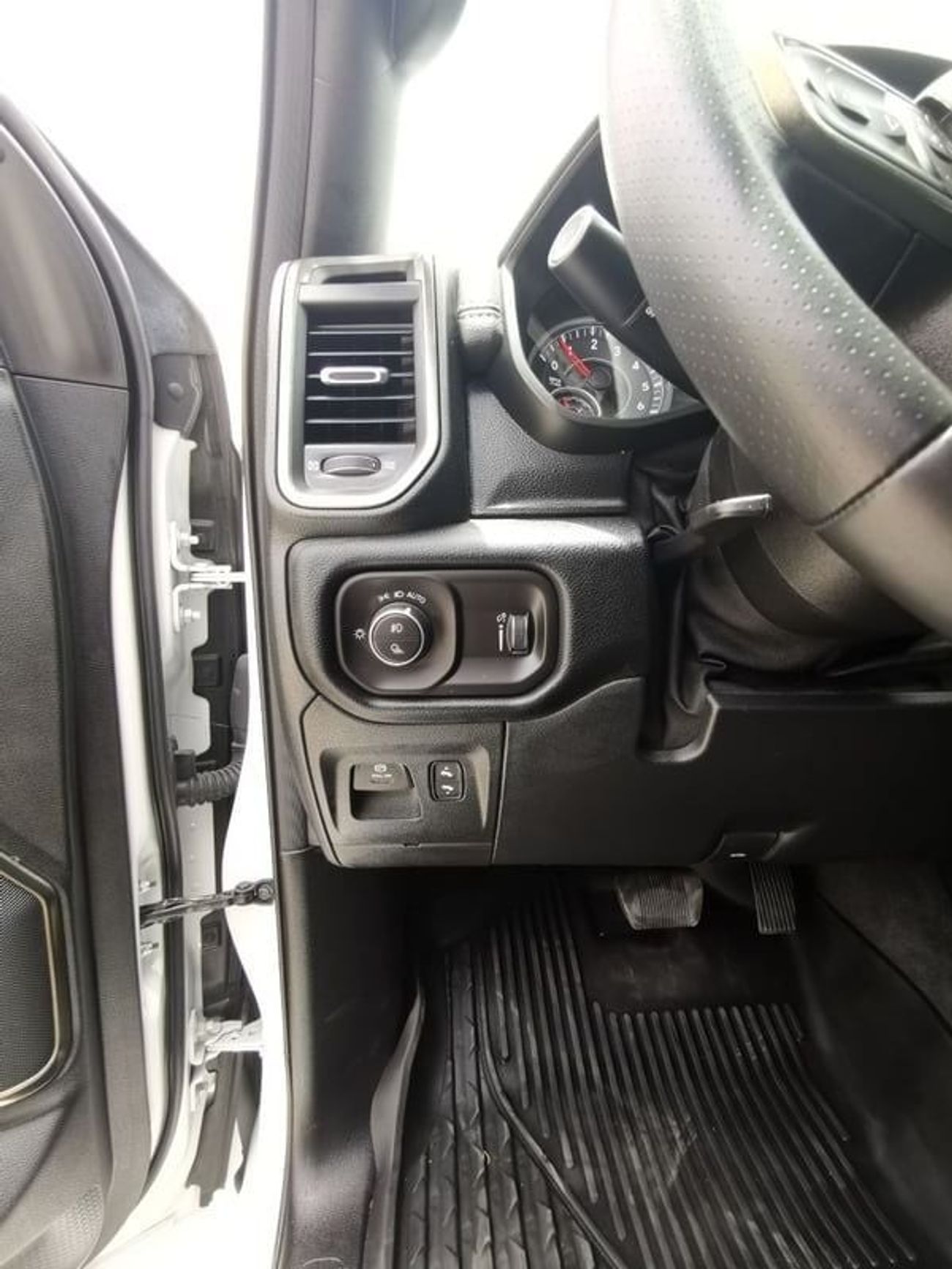 RAM 1500 Dodge RAM Sport - 2022 - White