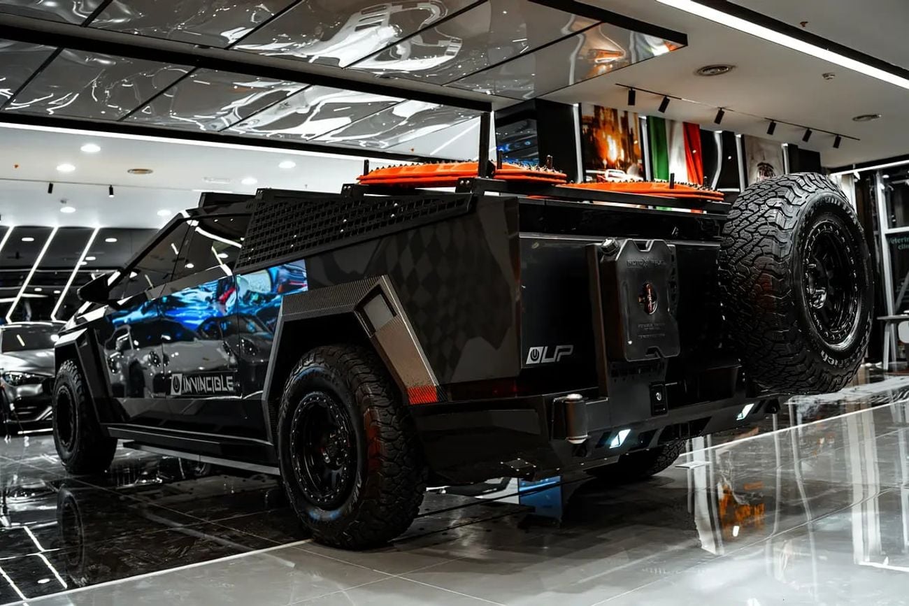 Tesla Cybertruck invincible edition - Brand New!