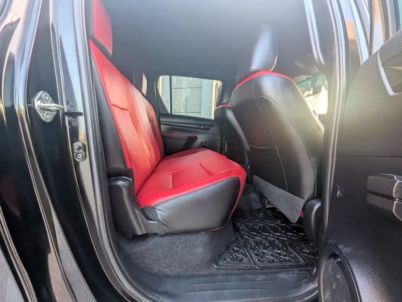 Toyota Hilux Adventure Facelifted GCC Specs In Excellent Condition