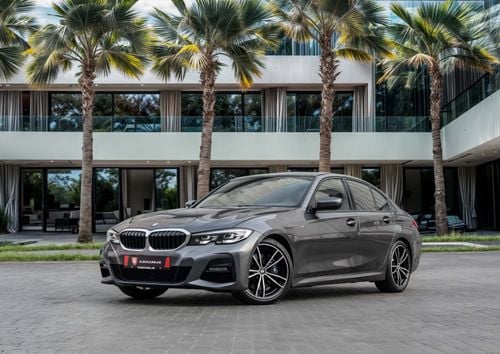 بي أم دبليو 330i M SPORT