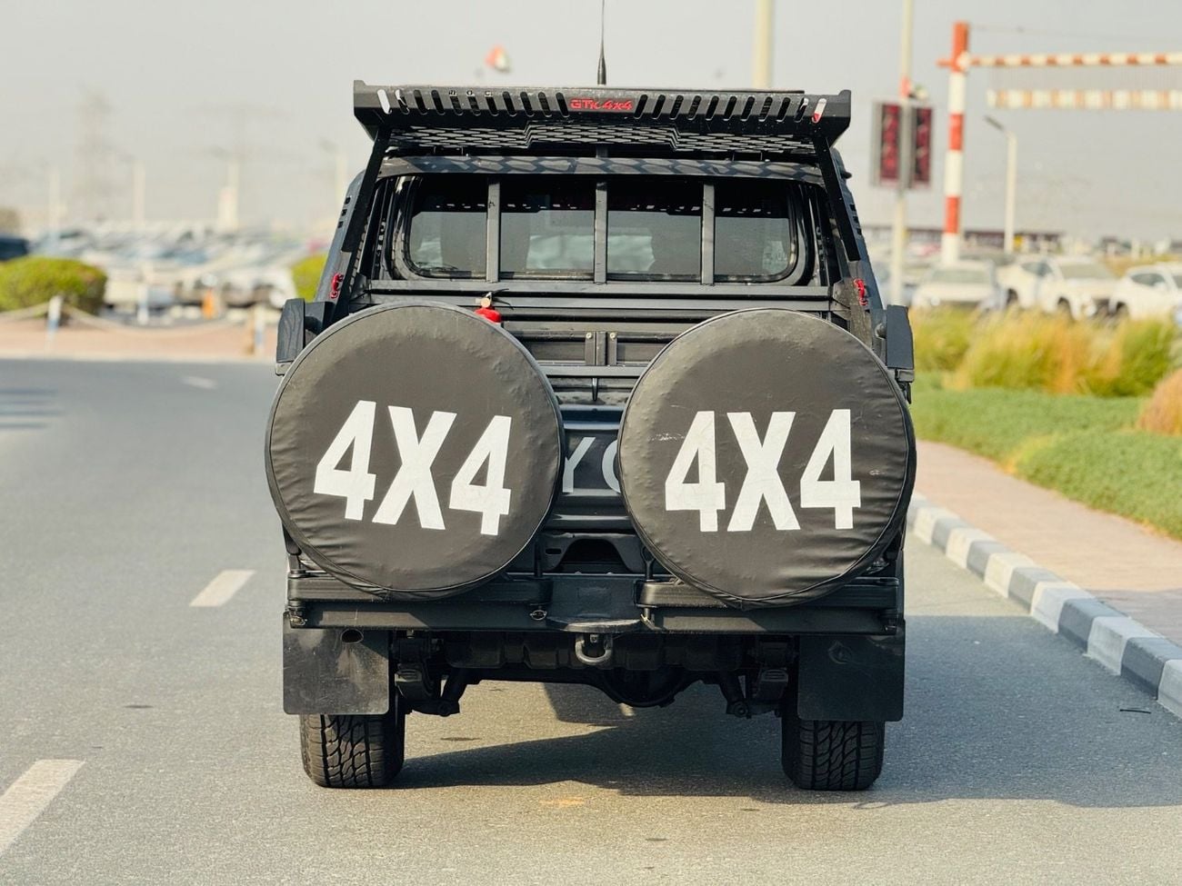 Toyota Land Cruiser Pick Up