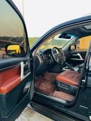 Toyota Land Cruiser VXR 5.7