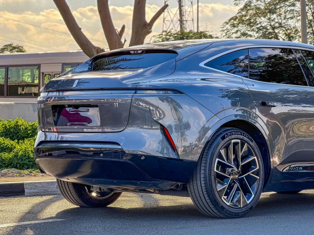 Avatr 11 SPORT 2023 Avatr 11 Performance AWD | 90 kWh | 592 Hp | Range (580 Km) | Law Mileage (69,000 Km)
