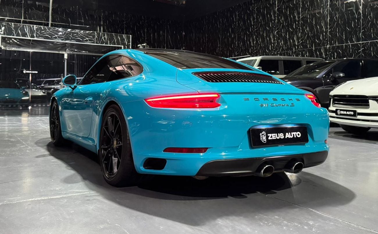 Porsche 911 Carrera S 3.0L (420 HP) Coupe