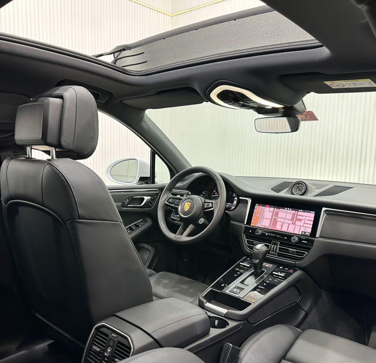 Porsche Macan 2023 Porsche Macan, January 2025 Porsche Warranty, Full Porsche Service History, Very Low Kms, GCC