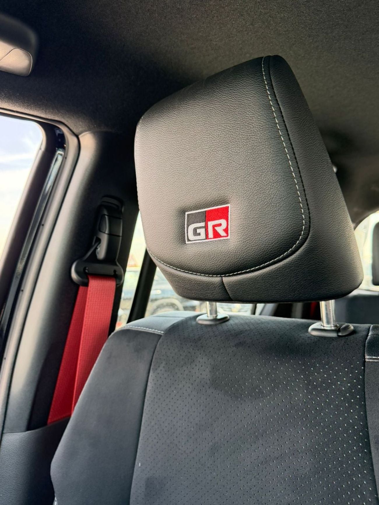 Toyota Hilux Toyota Hilux GR-Sport 2.8L DIESEL!!! BEST PRICE FOR EXPORT