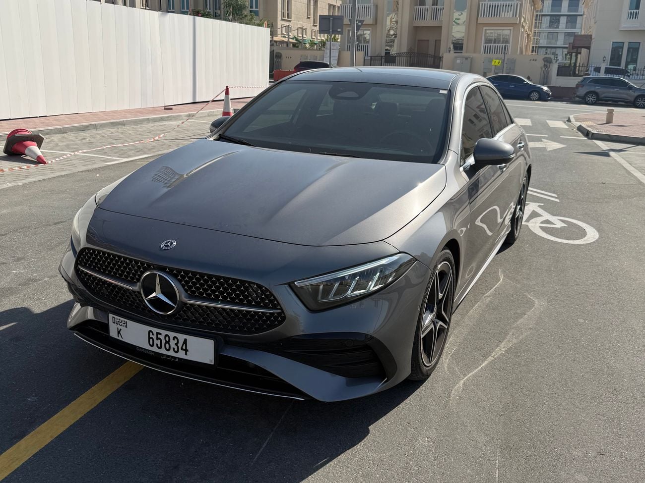 Mercedes-Benz A 200 premium 1.3L