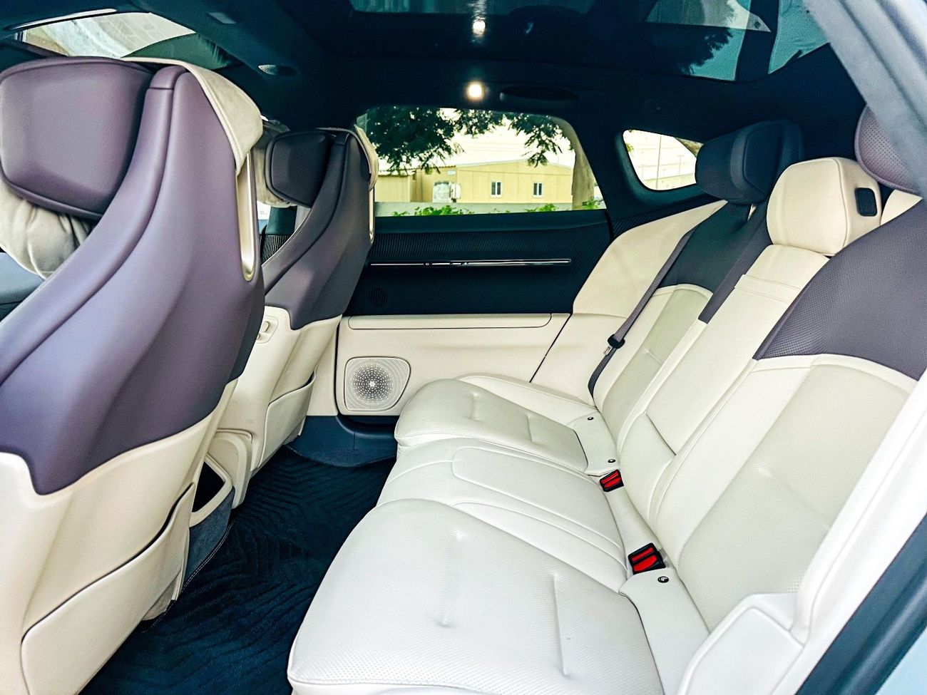 أفاتر 12 Performance AWD