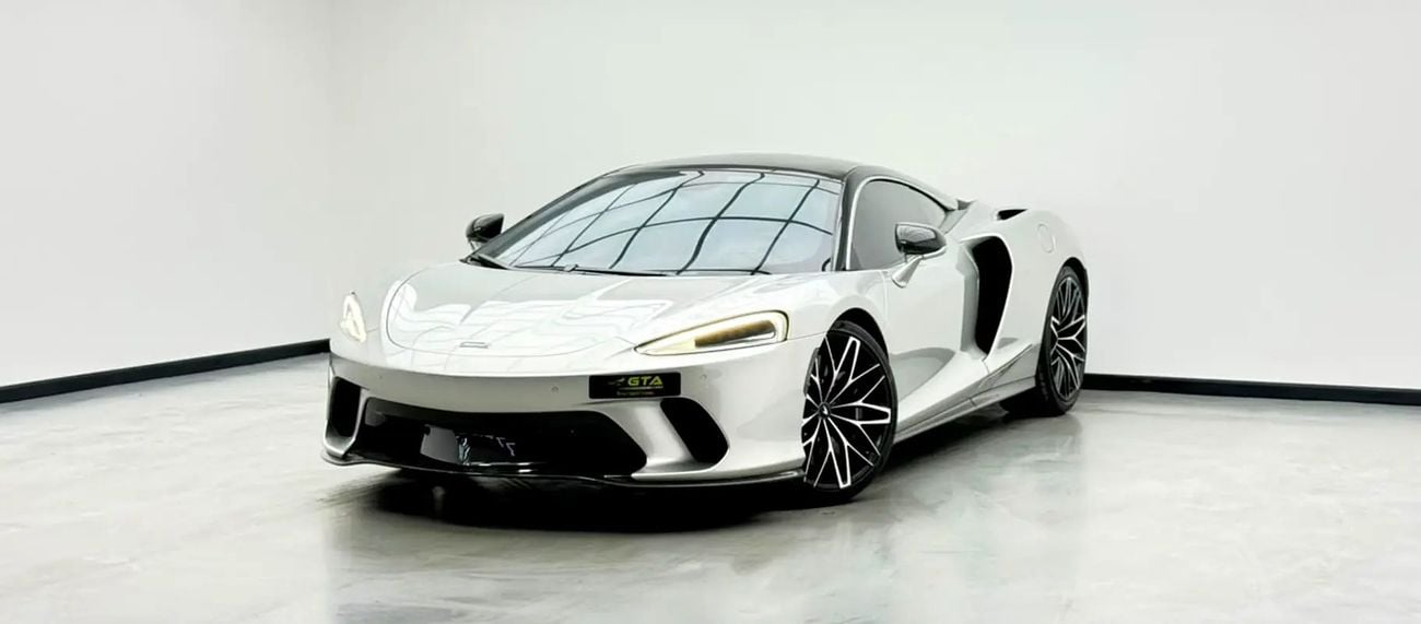 McLaren GT STANDARD Warranty, Carbon Fiber Package, Fully Loaded, Excellent Condition, GCC