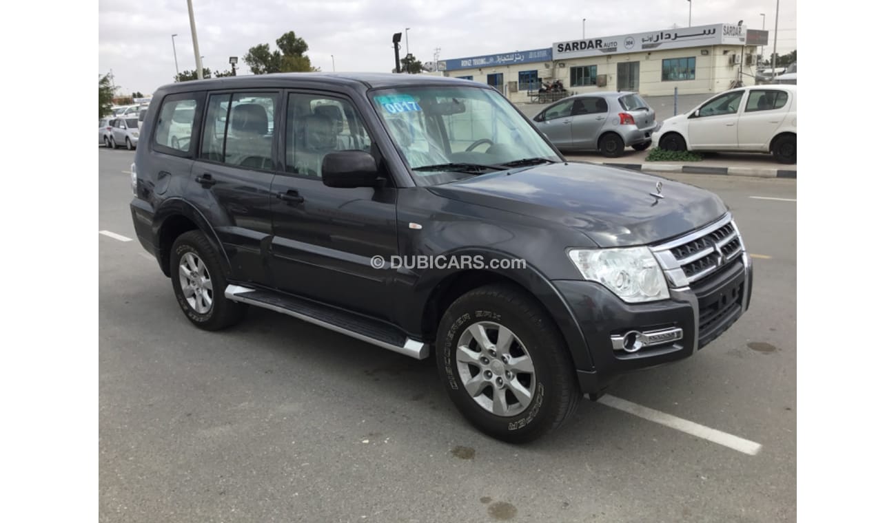 ميتسوبيشي باجيرو MITSUBISHI PAJERO 2017 GRAY COLOUR GCC SPECIFICATION