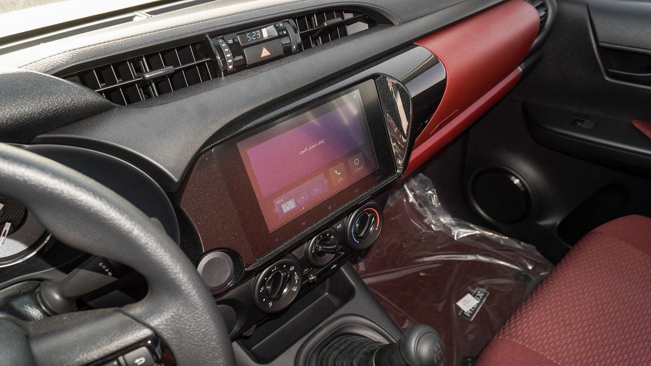 Toyota Hilux 2.7L Single Cabin M/T