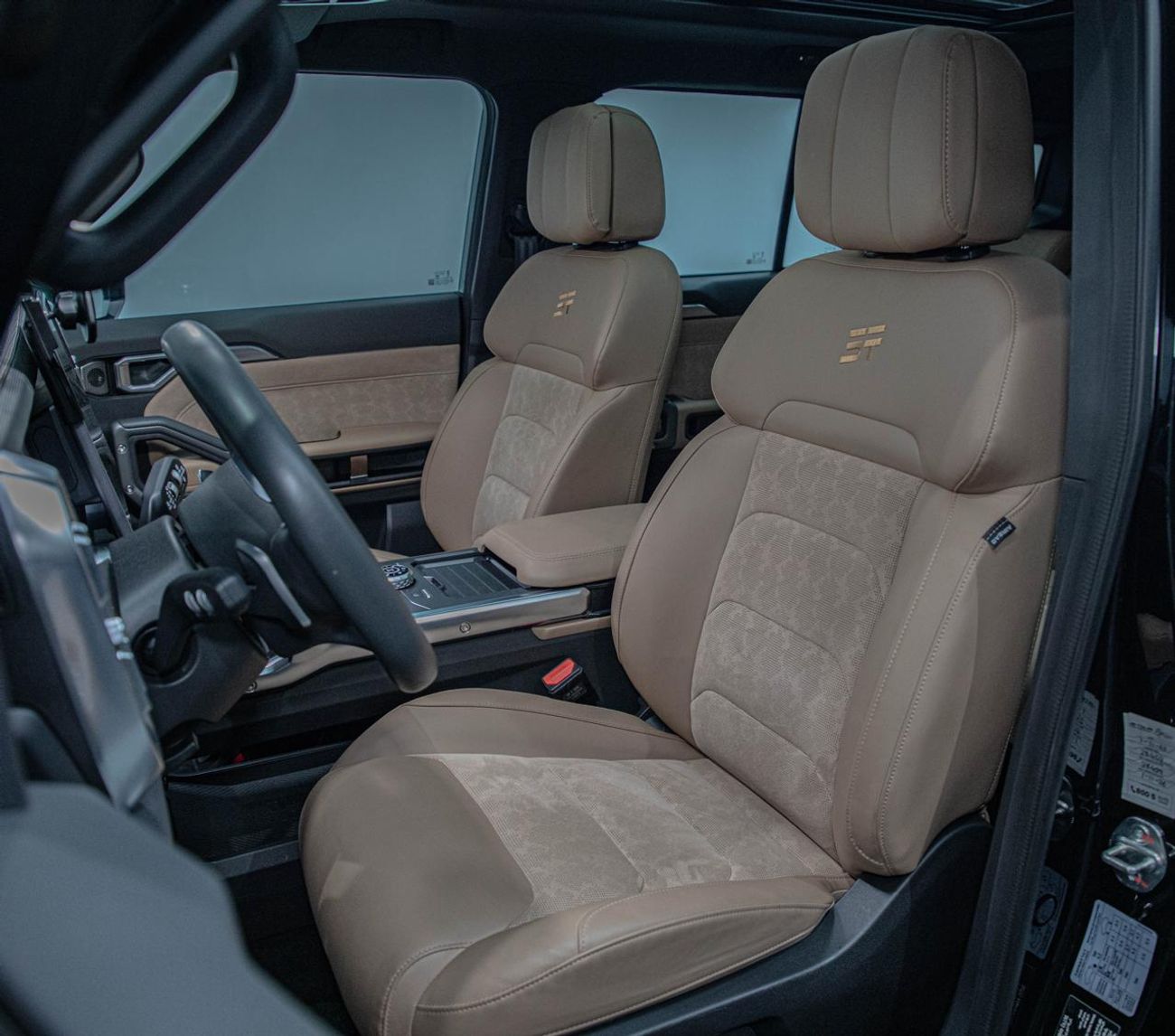 Jetour T2 Luxury Travel Plus • Jetour Warranty 2030 • Elite/Agency Supplied Vehicle