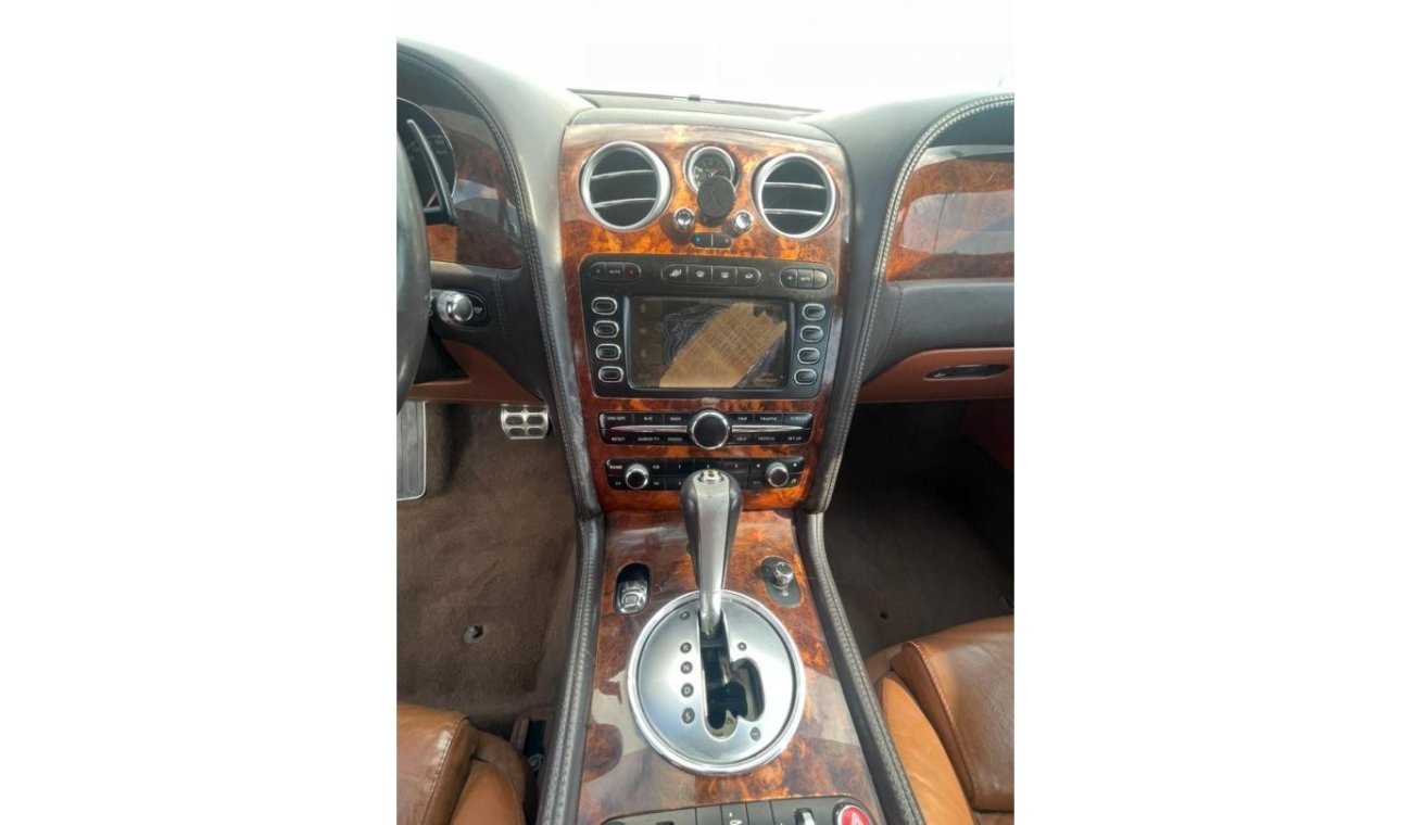 Bentley Continental GT 2004 GCC model, full option, 12 cylinder, automatic transmission, mileage 115000 km