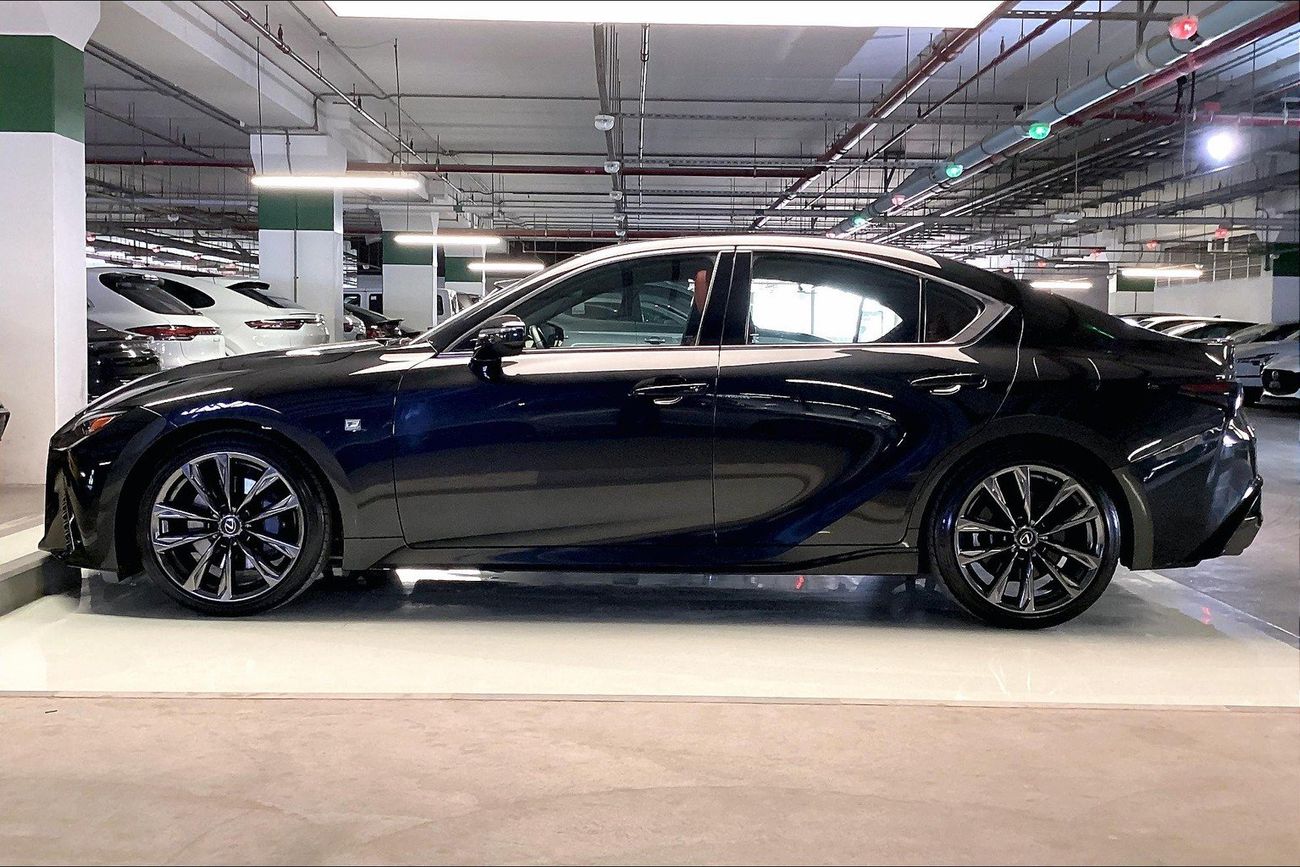 لكزس IS 350 F Sport Platinum | National Day Celebration | شامل الضمان | 0 ﺪﻔﻋﺓ ﺃﻮﻟﻯ