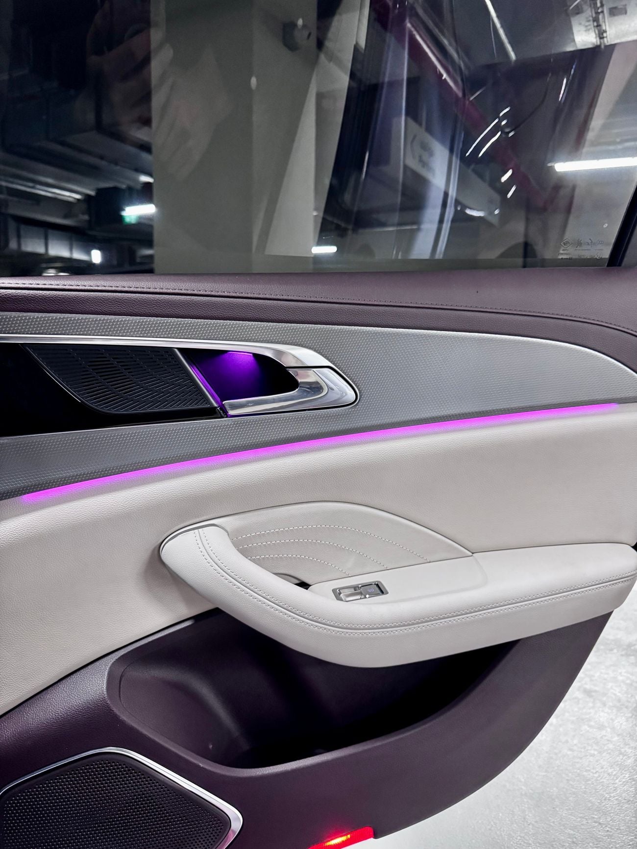 HONGQI Ousado Flagship