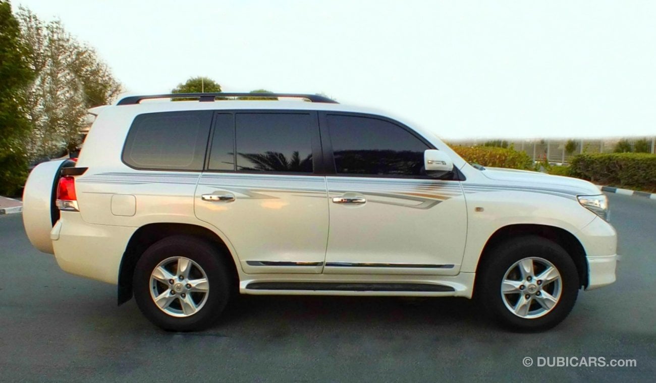 Toyota Land Cruiser VXR V8